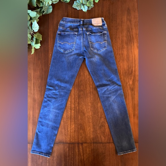 Men’s Ripped Extreme Flex Blue Skinny Jeans Size 28 x32 - Picture 2 of 3